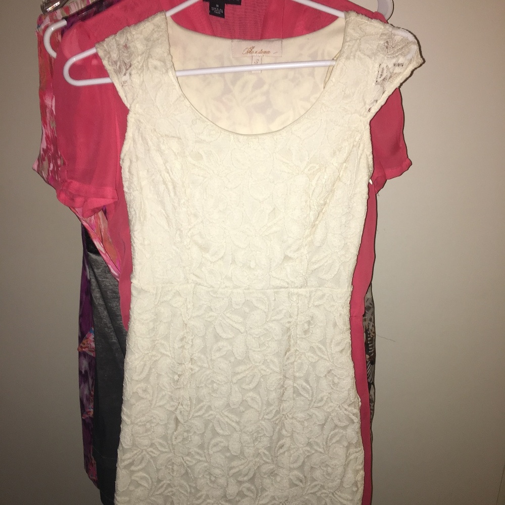 Monteau - White Lace Mini